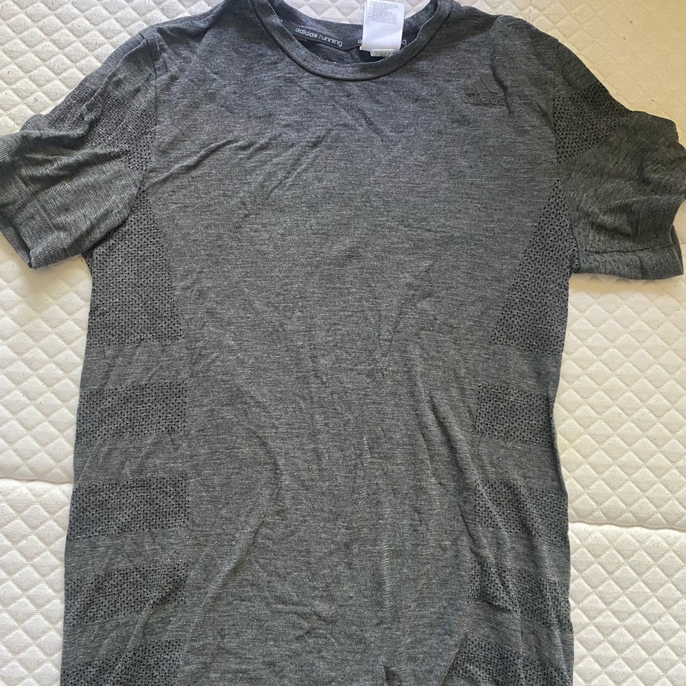 Adidas men’s primeknit shirt